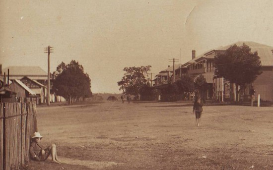 Passing time in George Street Beenleigh 1895